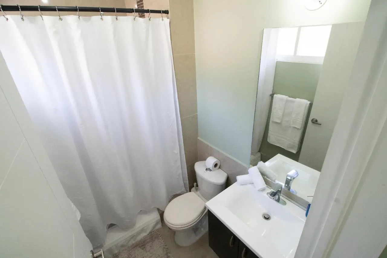 Modern 3 Bedroom Condo In Private Community #5 Petit Valley 0*,